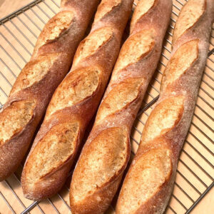 Bánh mì baguette nguyên cám